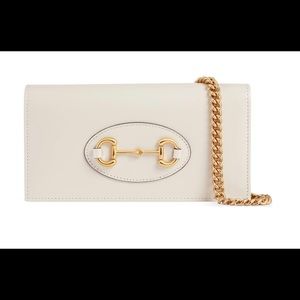 Pre owned GG fashioned wallet on chain.
